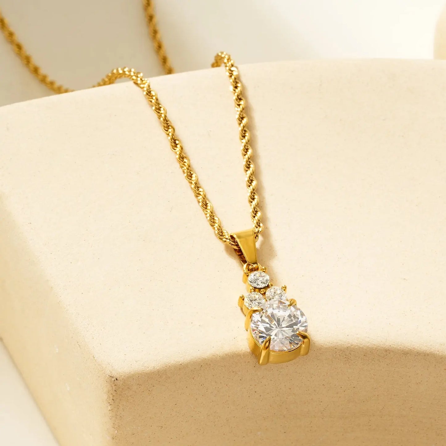 DANAE Gold: Textured Rope Chain with Zirconia Gems Pendant – Trio of Mini Stones on a Larger Gem HACKNEY NINE Jewellery