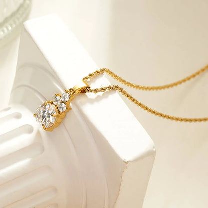 DANAE Gold: Textured Rope Chain with Zirconia Gems Pendant – Trio of Mini Stones on a Larger Gem HACKNEY NINE Jewellery