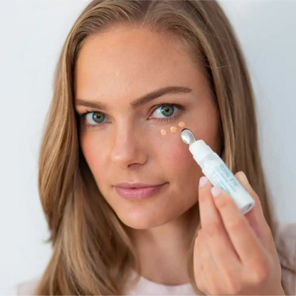 Colorescience Total Eye 3-In-1 Renewal Therapy SPF 35 wedoskin